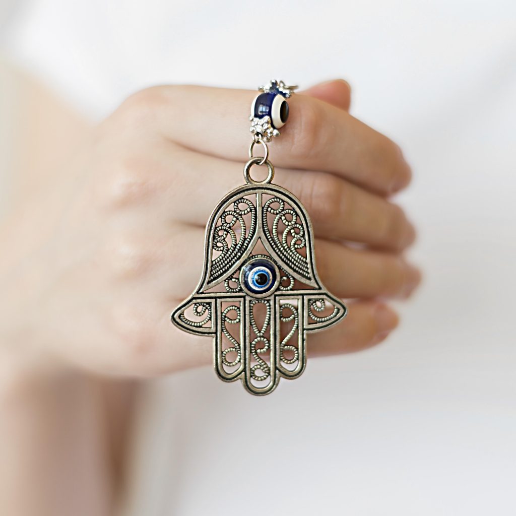 Segulá - Magia judaica para alcançar o inalcançável?